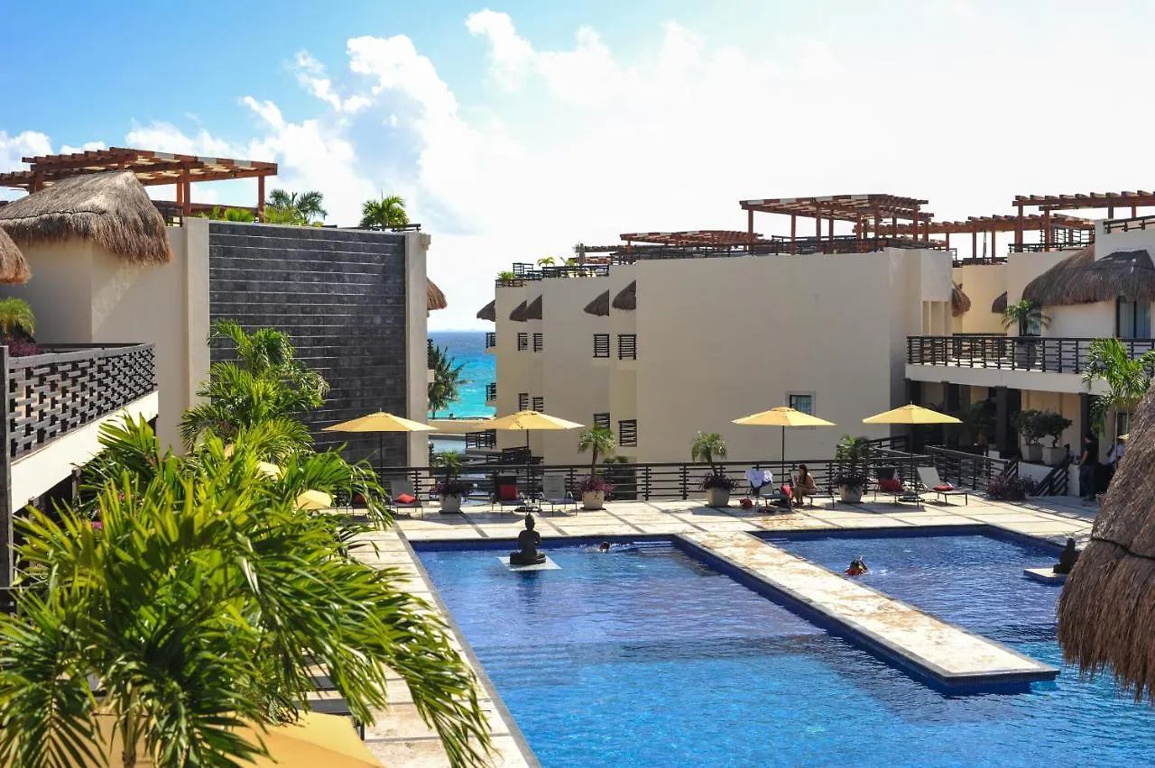 Exclusive Aldea Thai Apartment